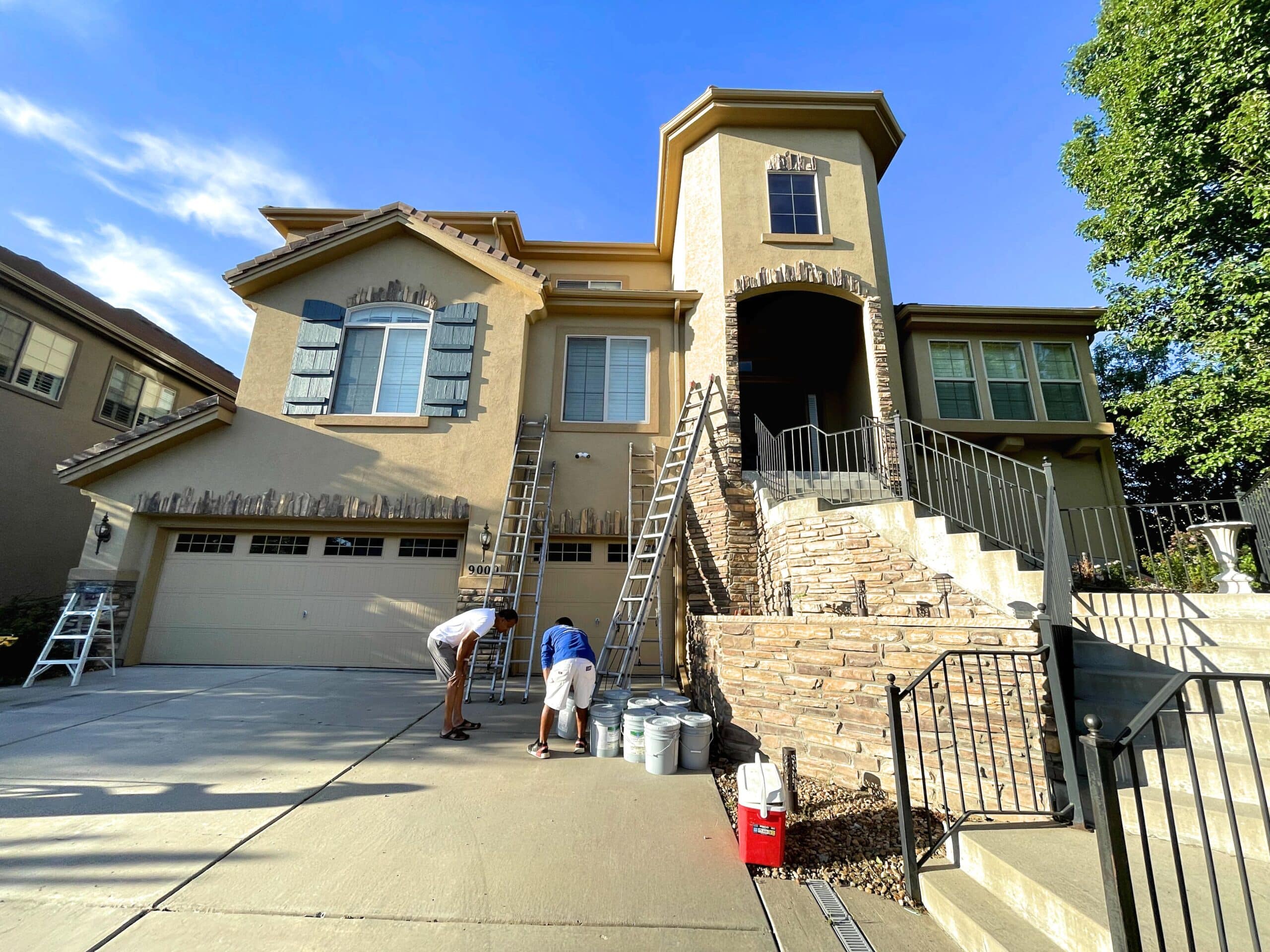 stucco repair and exterior painting